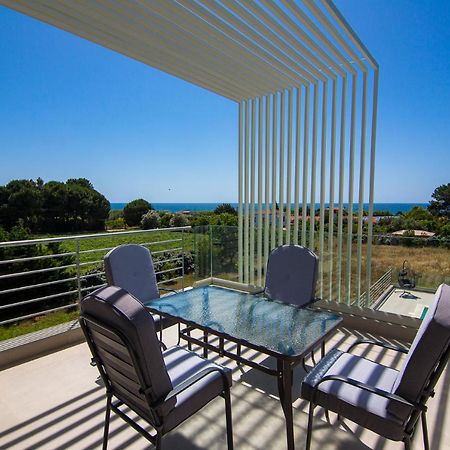Io Luxury Pool & Hot Tub Suites Preveza Eksteriør bilde